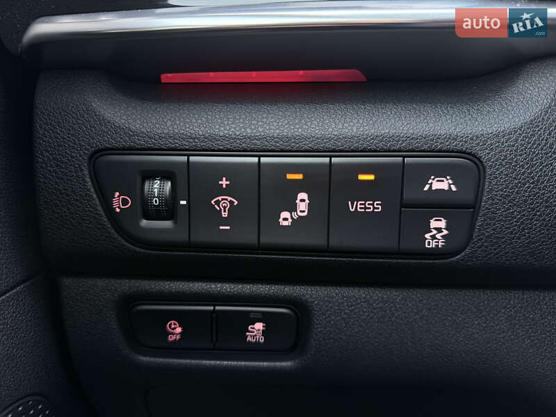 Внедорожник / Кроссовер Kia Niro 2021 в Львове