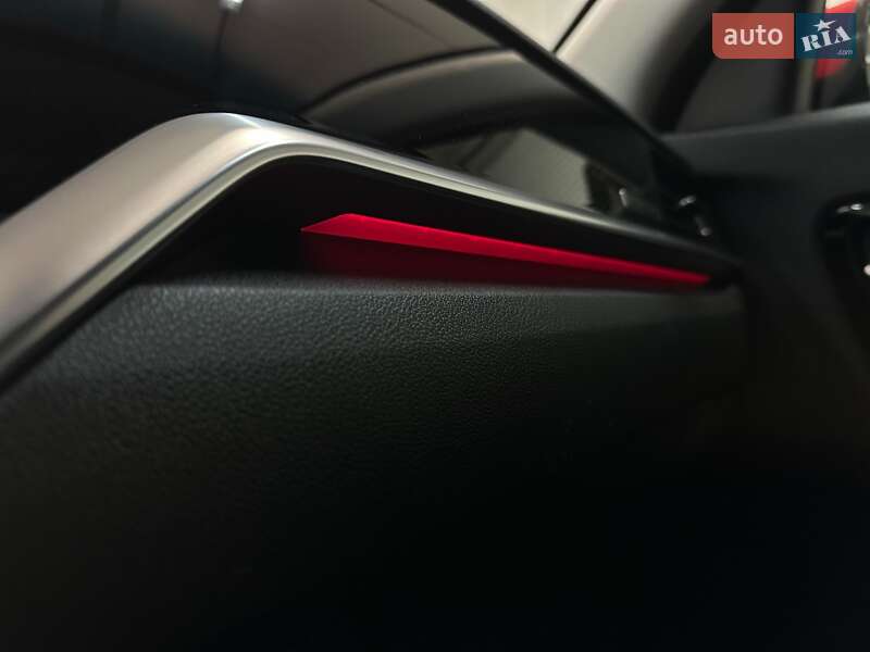 Позашляховик / Кросовер Kia Niro 2020 в Львові фото 19 Позашляховик / Кросовер Kia Niro 2020 в Львові