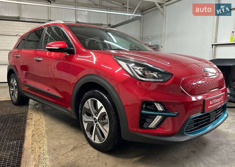 Позашляховик / Кросовер Kia Niro 2020 в Львові фото 31 Позашляховик / Кросовер Kia Niro 2020 в Львові