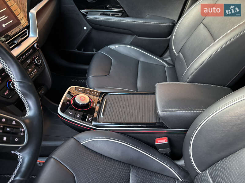 Внедорожник / Кроссовер Kia Niro 2020 в Луцке