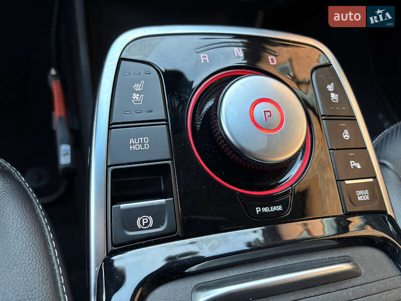 Внедорожник / Кроссовер Kia Niro 2020 в Луцке