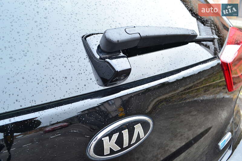 Внедорожник / Кроссовер Kia Niro 2020 в Ровно