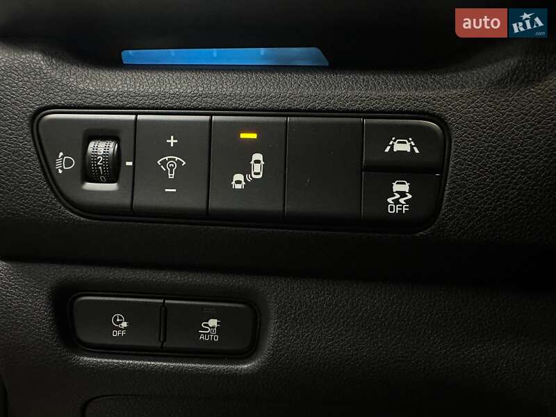 Внедорожник / Кроссовер Kia Niro 2022 в Львове