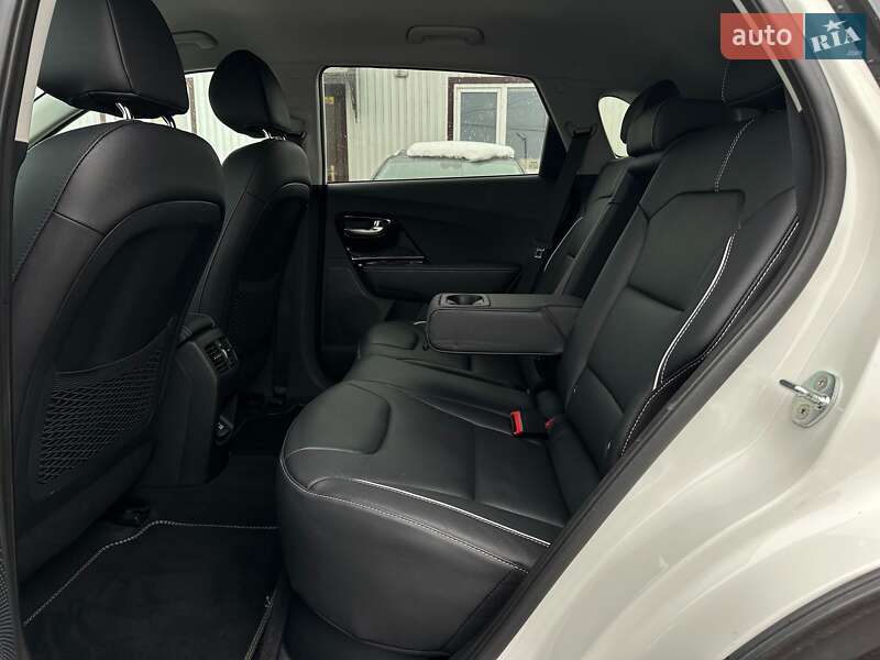 Внедорожник / Кроссовер Kia Niro 2022 в Львове