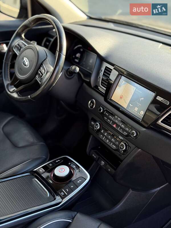 Внедорожник / Кроссовер Kia Niro 2019 в Кривом Роге