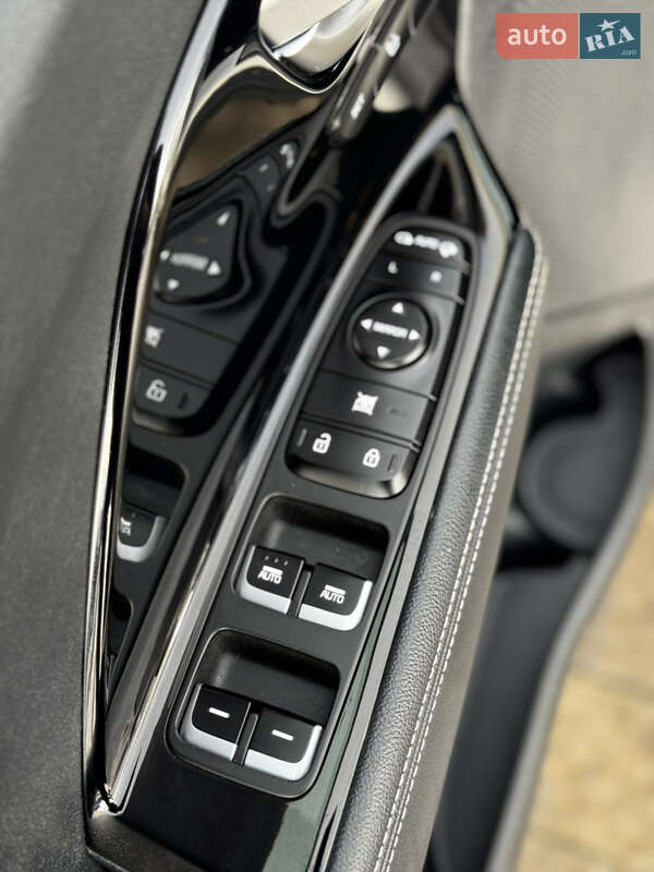 Внедорожник / Кроссовер Kia Niro 2020 в Дрогобыче