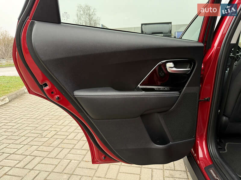 Внедорожник / Кроссовер Kia Niro 2020 в Тернополе