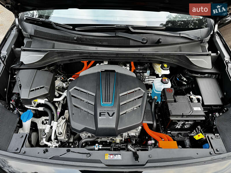 Позашляховик / Кросовер Kia Niro 2022 в Києві фото 34 Позашляховик / Кросовер Kia Niro 2022 в Києві