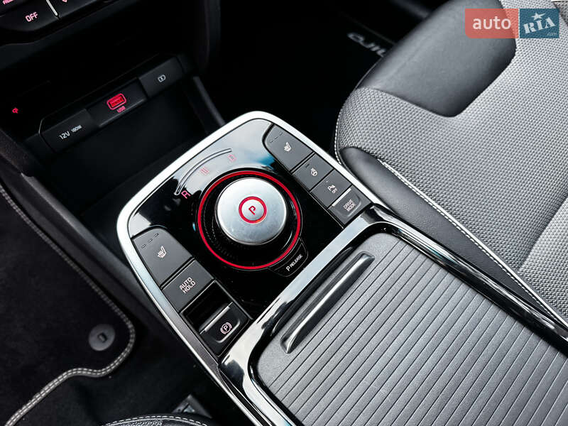 Позашляховик / Кросовер Kia Niro 2022 в Києві фото 39 Позашляховик / Кросовер Kia Niro 2022 в Києві