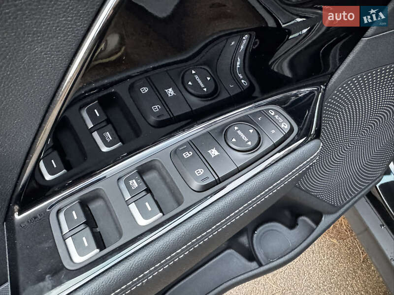 Позашляховик / Кросовер Kia Niro 2022 в Києві фото 43 Позашляховик / Кросовер Kia Niro 2022 в Києві