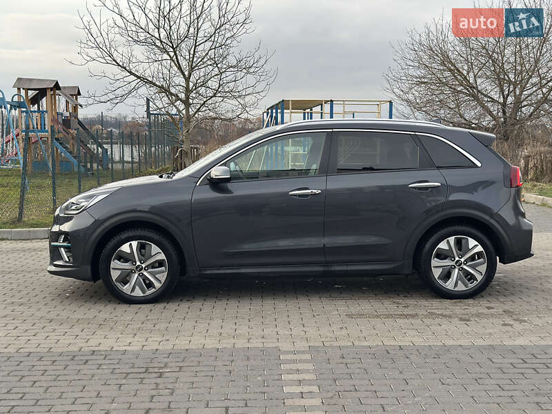 Внедорожник / Кроссовер Kia Niro 2019 в Ровно фото 6 Внедорожник / Кроссовер Kia Niro 2019 в Ровно