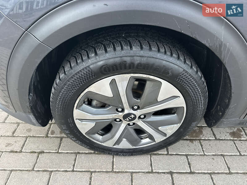 Внедорожник / Кроссовер Kia Niro 2019 в Ровно фото 14 Внедорожник / Кроссовер Kia Niro 2019 в Ровно