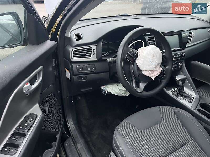 Внедорожник / Кроссовер Kia Niro 2019 в Киеве