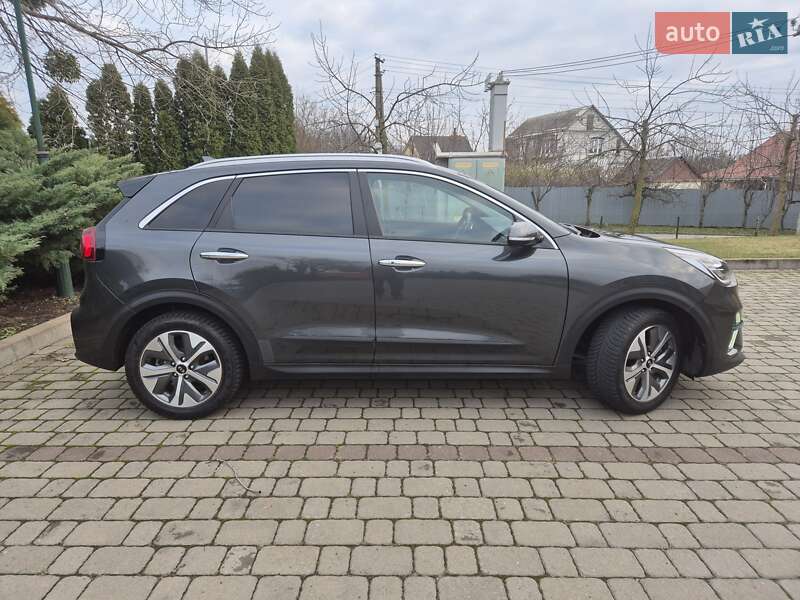 Позашляховик / Кросовер Kia Niro 2021 в Києві