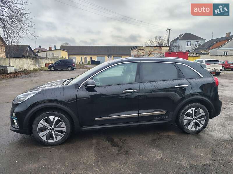Внедорожник / Кроссовер Kia Niro 2020 в Дубно