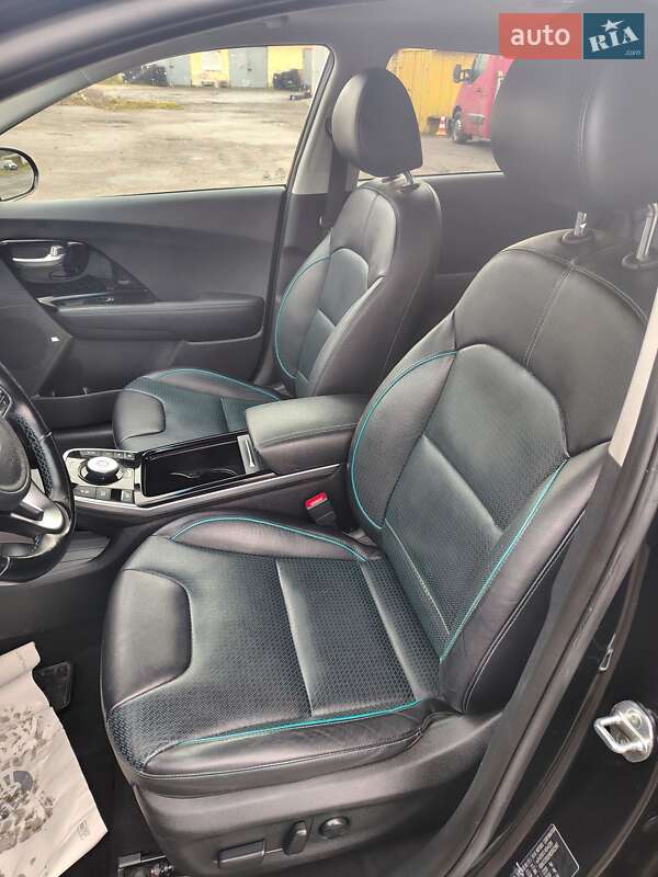 Внедорожник / Кроссовер Kia Niro 2020 в Дубно