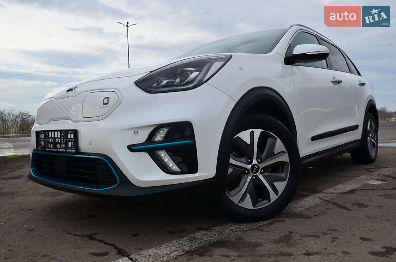 Внедорожник / Кроссовер Kia Niro 2021 в Дрогобыче