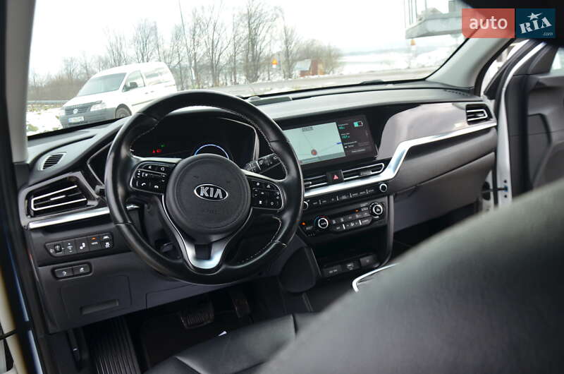 Внедорожник / Кроссовер Kia Niro 2021 в Дрогобыче