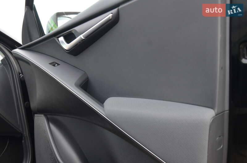 Позашляховик / Кросовер Kia Niro 2022 в Дрогобичі