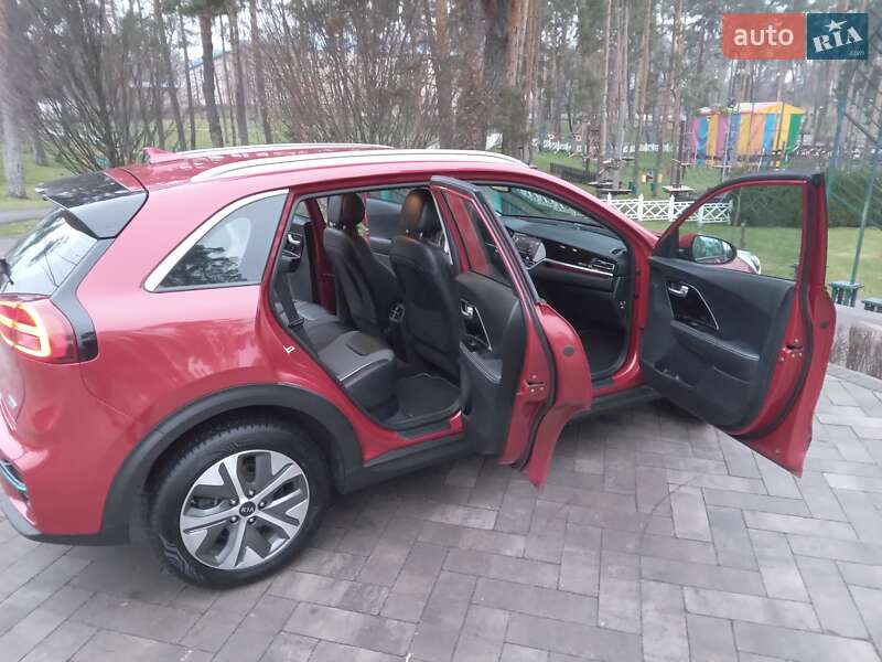 Внедорожник / Кроссовер Kia Niro 2020 в Ирпене