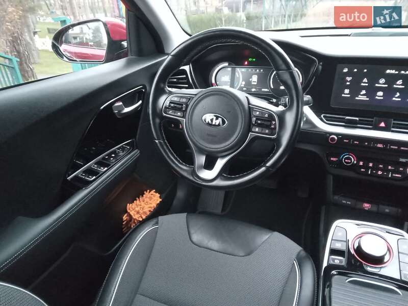 Внедорожник / Кроссовер Kia Niro 2020 в Ирпене