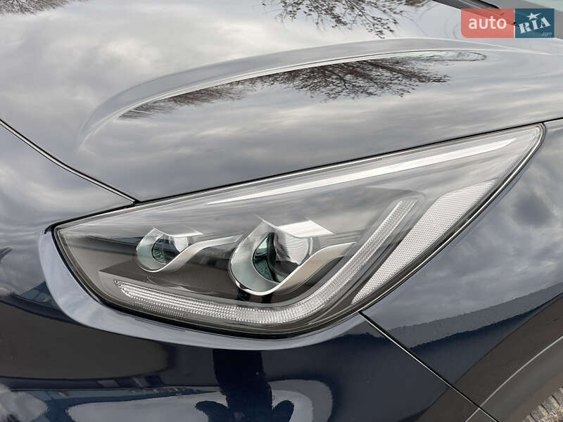 Внедорожник / Кроссовер Kia Niro 2019 в Бердичеве
