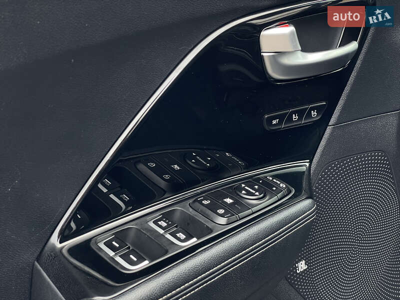 Внедорожник / Кроссовер Kia Niro 2019 в Бердичеве