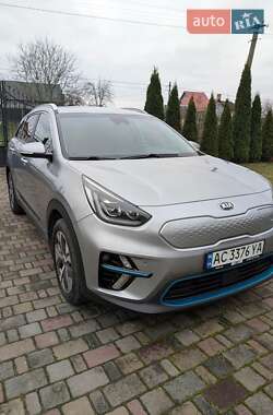 Внедорожник / Кроссовер Kia Niro 2019 в Луцке