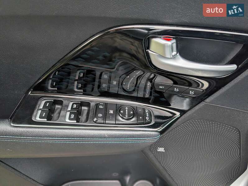 Позашляховик / Кросовер Kia Niro 2019 в Луцьку