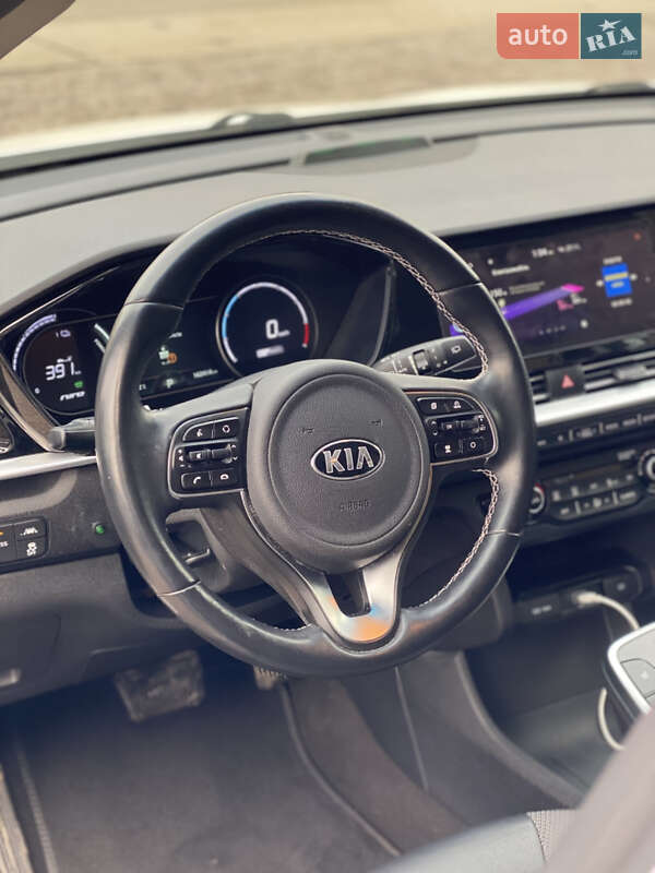 Внедорожник / Кроссовер Kia Niro 2021 в Тернополе фото 17 Внедорожник / Кроссовер Kia Niro 2021 в Тернополе