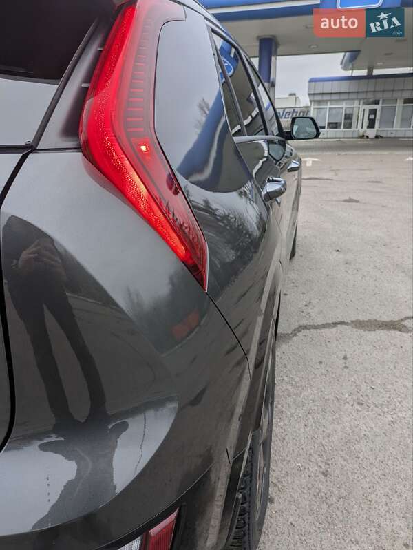 Внедорожник / Кроссовер Kia Niro 2024 в Ровно