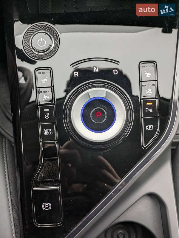 Внедорожник / Кроссовер Kia Niro 2024 в Ровно