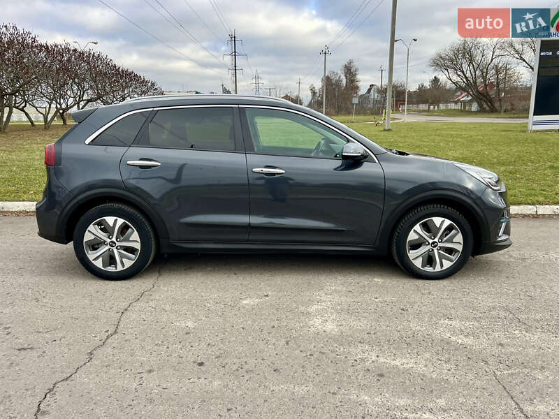 Внедорожник / Кроссовер Kia Niro 2019 в Ровно