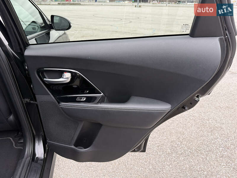 Внедорожник / Кроссовер Kia Niro 2021 в Львове