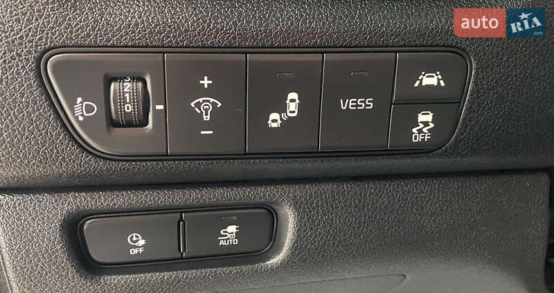 Внедорожник / Кроссовер Kia Niro 2020 в Львове