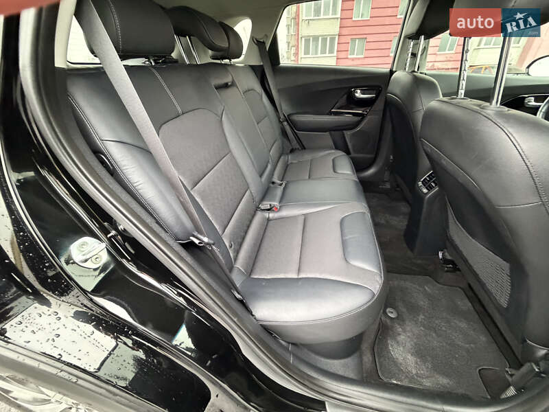 Внедорожник / Кроссовер Kia Niro 2018 в Виннице