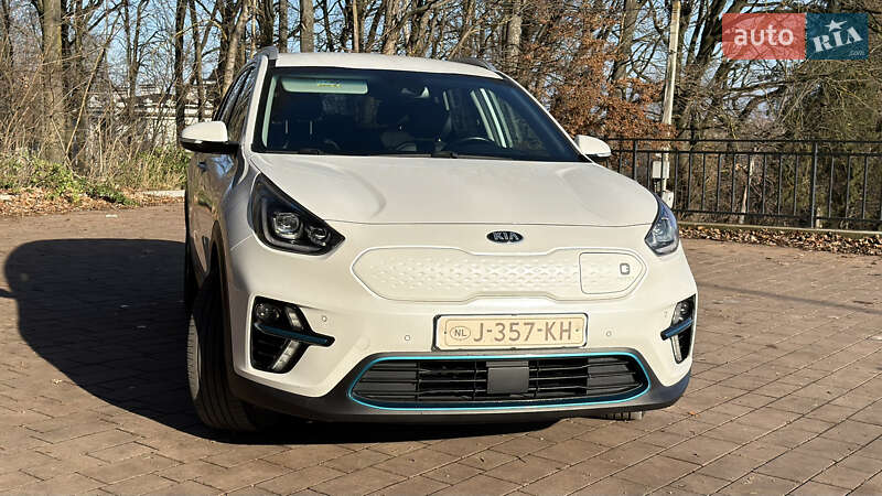 Позашляховик / Кросовер Kia Niro 2020 в Тернополі