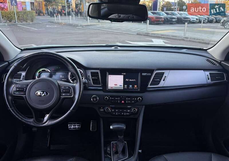 Внедорожник / Кроссовер Kia Niro 2017 в Киеве фото 24 Внедорожник / Кроссовер Kia Niro 2017 в Киеве