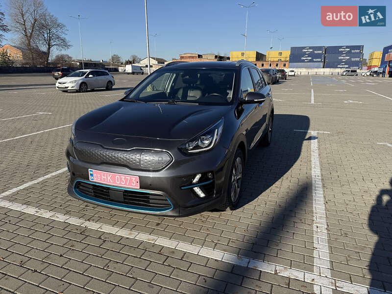 Внедорожник / Кроссовер Kia Niro 2020 в Тернополе