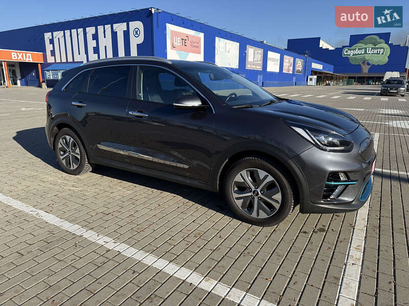 Внедорожник / Кроссовер Kia Niro 2020 в Тернополе