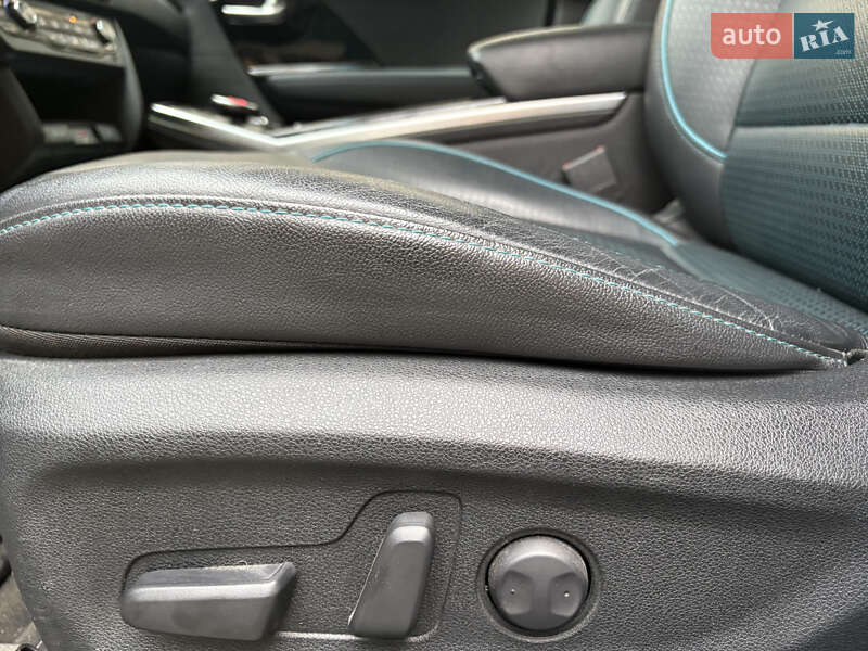 Позашляховик / Кросовер Kia Niro 2021 в Рівному фото 17 Позашляховик / Кросовер Kia Niro 2021 в Рівному