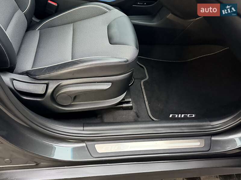 Внедорожник / Кроссовер Kia Niro 2021 в Дрогобыче