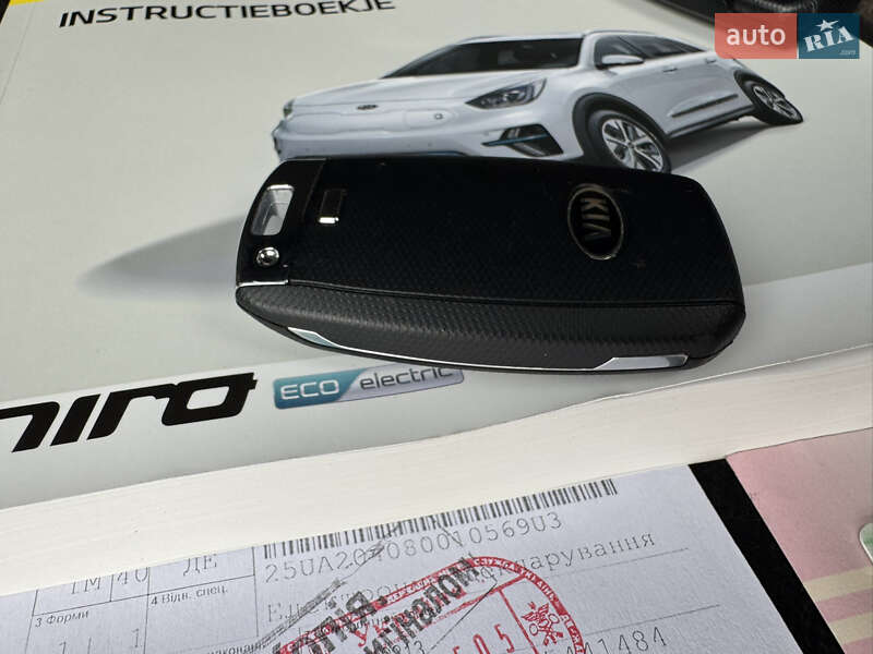 Внедорожник / Кроссовер Kia Niro 2020 в Дубно