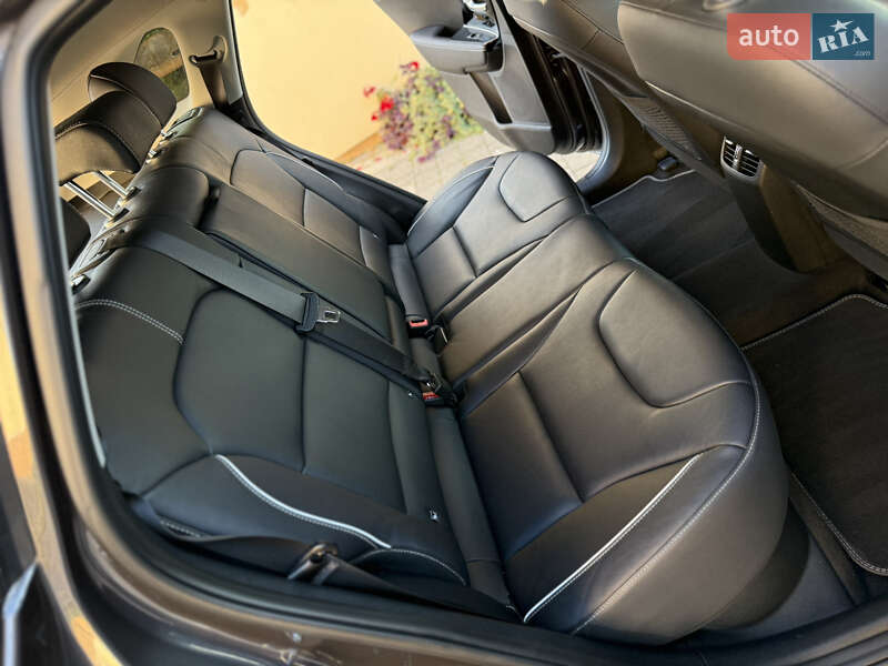 Позашляховик / Кросовер Kia Niro 2020 в Трускавці