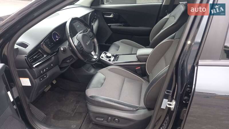 Внедорожник / Кроссовер Kia Niro 2022 в Ивано-Франковске