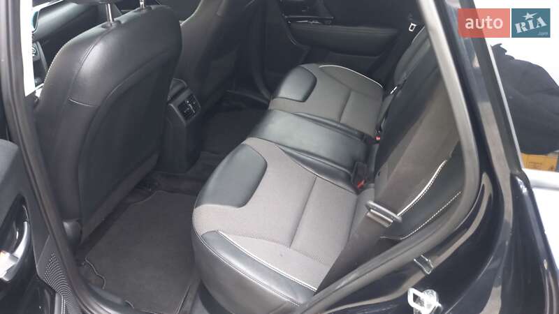 Внедорожник / Кроссовер Kia Niro 2022 в Ивано-Франковске