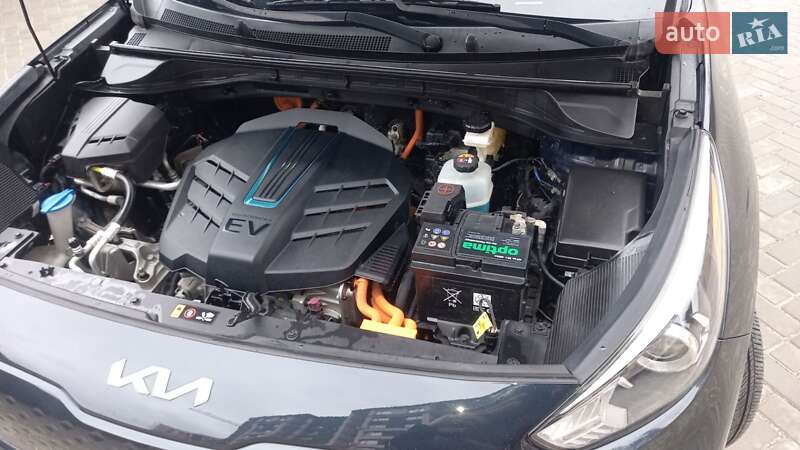 Внедорожник / Кроссовер Kia Niro 2022 в Ивано-Франковске