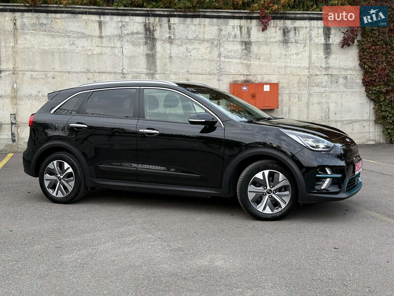 Внедорожник / Кроссовер Kia Niro 2021 в Ровно