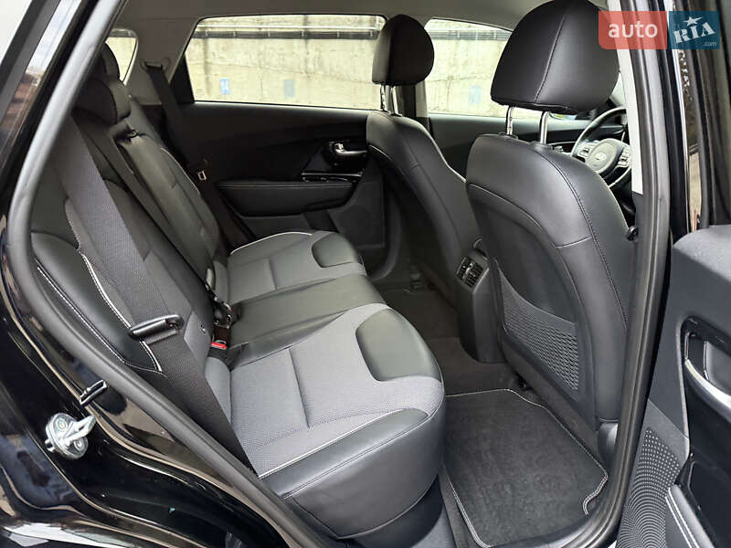 Внедорожник / Кроссовер Kia Niro 2021 в Ровно