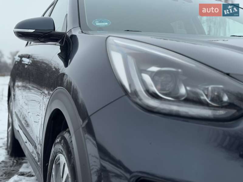 Внедорожник / Кроссовер Kia Niro 2020 в Хмельницком